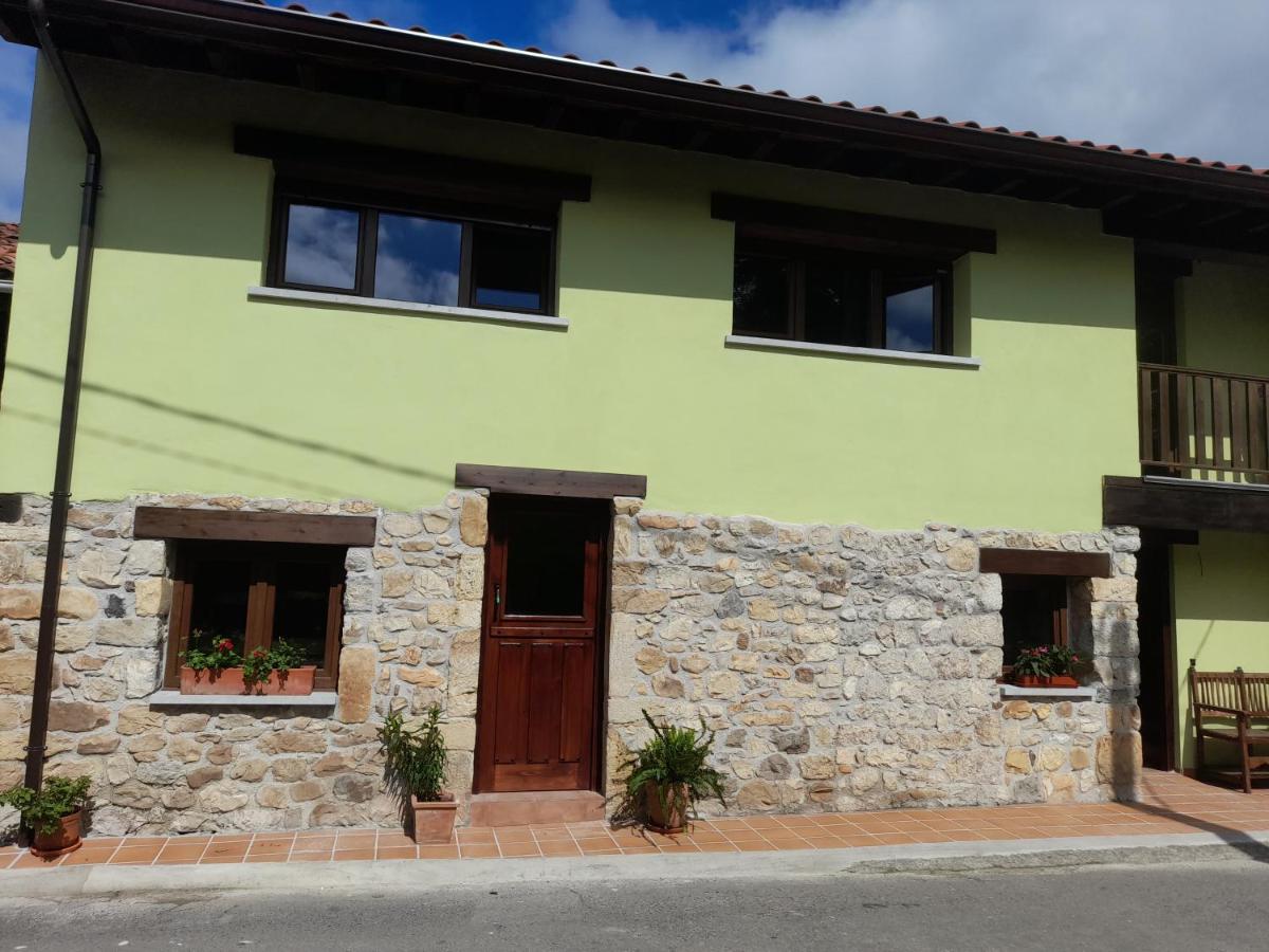 La Posada Del Canario Onís Esterno foto