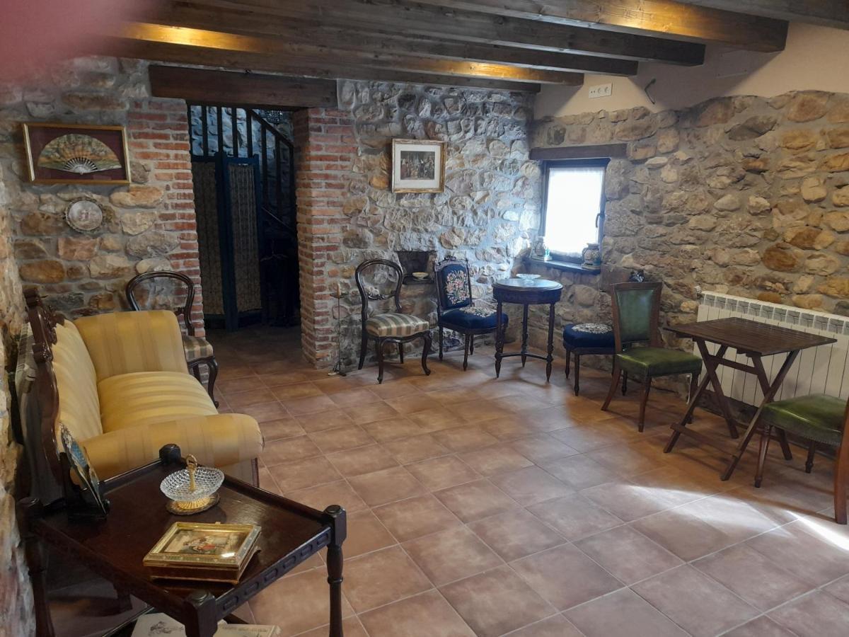 La Posada Del Canario Onís Esterno foto