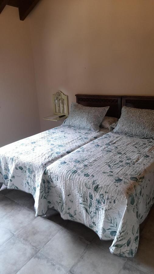 La Posada Del Canario Onís Esterno foto