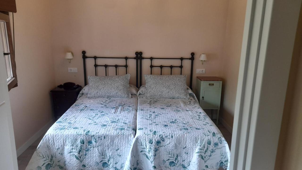 La Posada Del Canario Onís Esterno foto