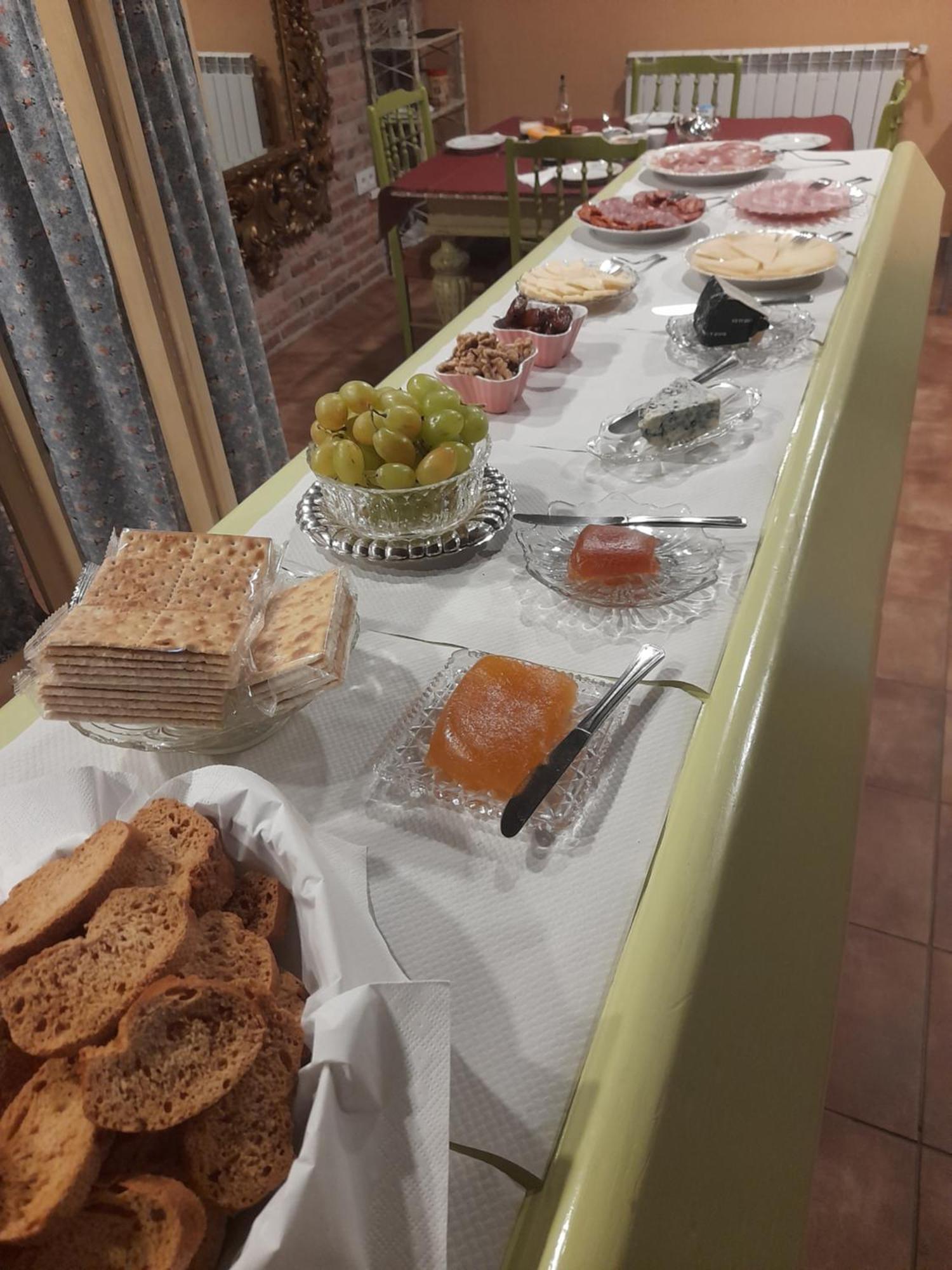 La Posada Del Canario Onís Esterno foto