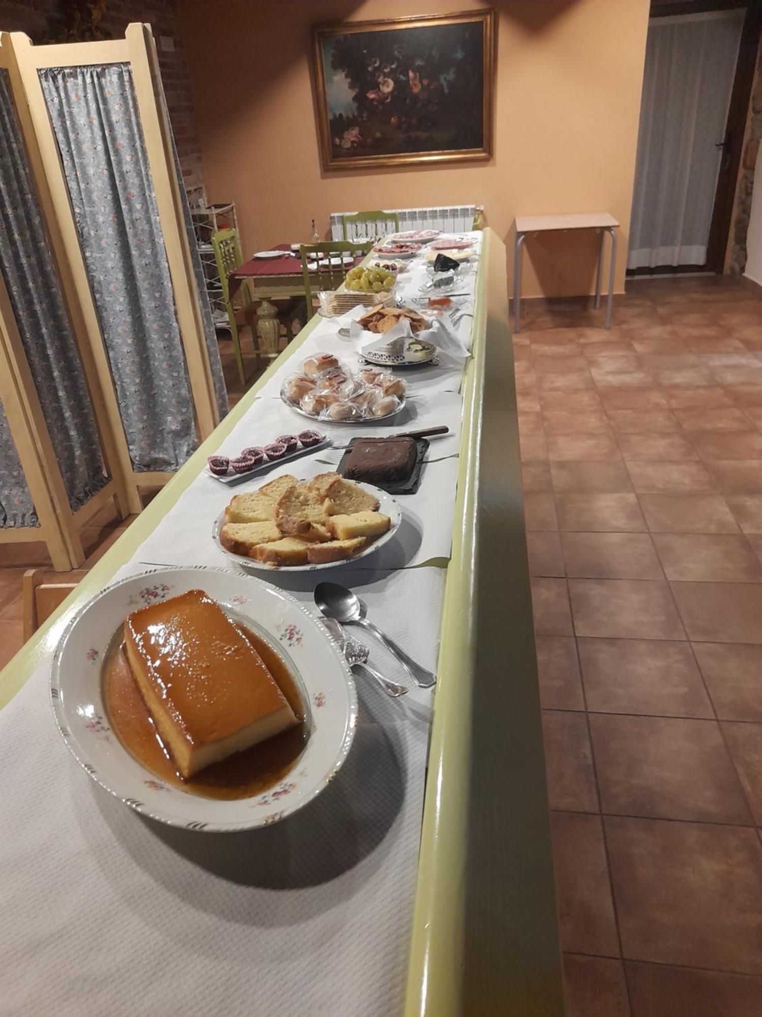 La Posada Del Canario Onís Esterno foto